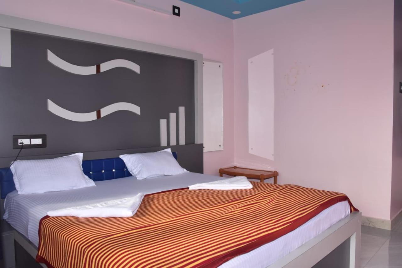 Coconut Homestay Hampi Exterior foto